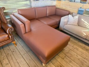 Prototype corner sofa in Vele Copper Brown leather