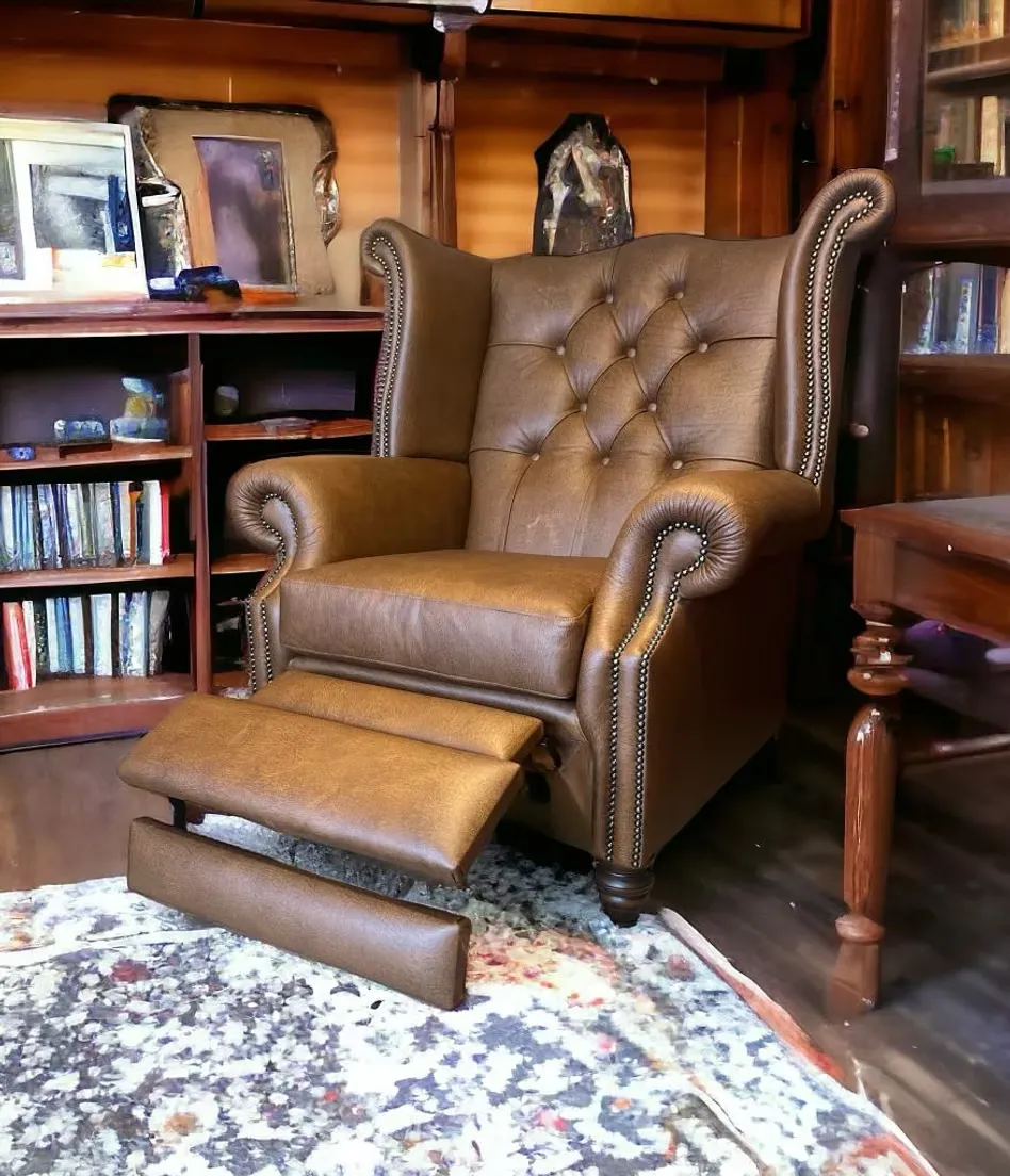 Windsor Chair with Footrest - Image 4