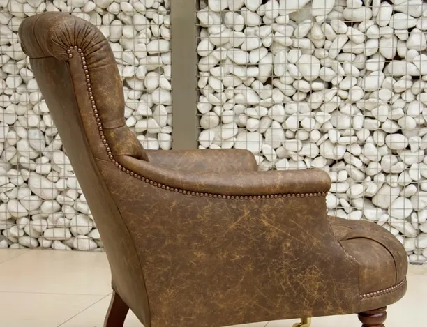 Charlotte Chair - Image 4